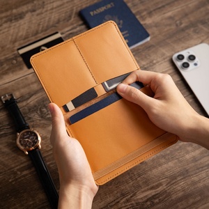 Tarjetero de Cuero Genuino de Alta Calidad para Hombre y Mujer, Porta Pasaportes, Tarjetero de Diseño - Product Image 2