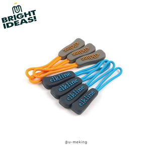 Tirette de <span class=keywords><strong>fermeture</strong></span> <span class=keywords><strong>éclair</strong></span> en PVC souple à dégagement rapide personnalisée, anti-perte, en caoutchouc, avec mousqueton pour sac de sport - Product Image 1
