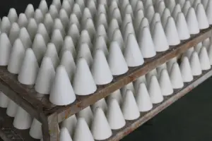 Cone de saída de fibra cerâmica de silicato de alumínio material refratário para liga de alumínio