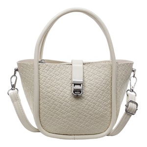 Sac à bandoulière unique et décontracté pour femme, design tendance, été 2025, nouveau style - Product Image 5