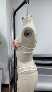 Conjunto de lencería de encaje floral colorido con decoración de lazo XL sujetadores y ropa de dormir para niñas Sexy transparente y divertido para un verano animado - Product Image 4
