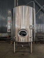 Réservoir à bière brillant en acier inoxydable de 1000 L pour pub