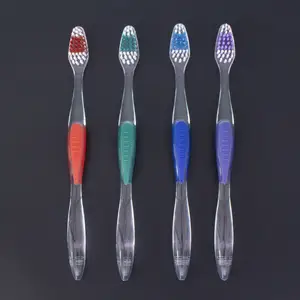Brosse à dents en plastique pour adulte brosse à dents manuelle personnalisée brosse à dents à poils souples en caoutchouc écologique pour adulte fournisseur d'usine populaire