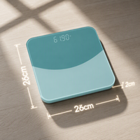 Balance de salle de bain numérique moderne vert turquoise en verre trempé avec affichage LED dissimulé pour pesée personnelle précise à domicile Pro