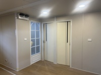 Conteneur pliant de luxe à conception modulaire 20 pieds, avec panneaux sandwich PU isolés, durable, pour maison, bureau ou bâtiment mobile