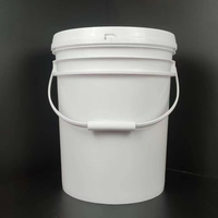 Nouveau type de seau en plastique rond de 20 L en PP de qualité alimentaire, recyclable, avec couvercle à vis, logo personnalisé, pour usage domestique