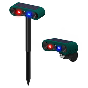 Alarma ultrasónica de inducción infrarroja solar, detectores de movimiento para exteriores y repelente de sensores con luz intermitente roja/azul - Product Image 1