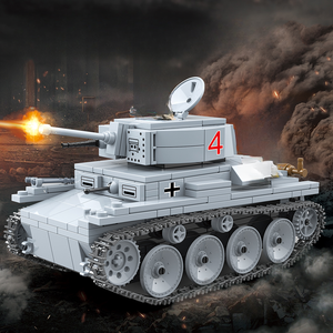 QUANGUAN 100082 <span class=keywords><strong>WW2</strong></span> LT-38 Char léger modèle technique Soldat Arme Jouets en plastique DIY pour enfants Ensembles de blocs de construction - Product Image 2