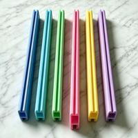 Profilé extrudé en PVC de forme personnalisée, section en plastique léger, accessoires de montage pour bordure de meubles, découpe