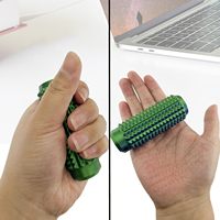 Poche Mini Fidget Toy Little Fidget Portable Stim Tool 3D Imprimé Ventilation Clé Pendentif pour Soulagement De L'anxiété Positive Nouveauté Cadeaux