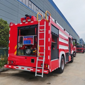 Camion dei pompieri Sinotruk in offerta, nuovo camion cisterna per l'antincendio, camion per il reparto dei <span class=keywords><strong>vigili</strong></span> <span class=keywords><strong>del</strong></span> <span class=keywords><strong>fuoco</strong></span> in vendita. - Product Image 5