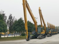 Excavatrice sur chenilles de 26 tonnes, 1,2 m, équipée d'un moteur, d'une pompe et d'une boîte de vitesses, pour travaux de terrassement, série E, pour chantier de construction
