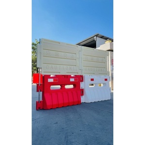 Barrière de circulation en plastique HDPE remplie d'eau, produit essentiel pour la sécurité routière - Product Image 6