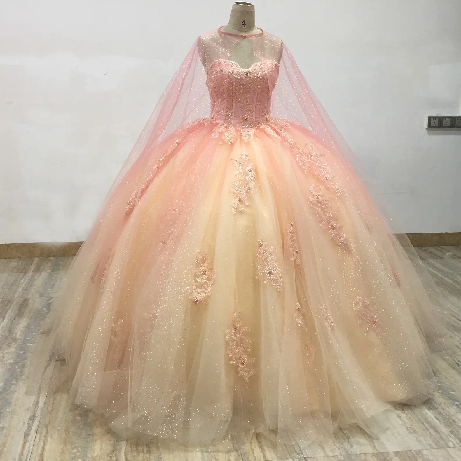 Princesa Sweetheart Ball Gown Graduación Gradient Color Quinceanera Vestidos Formal Evening Prom Vestidos