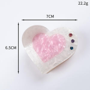 กิ๊บติดผมรูปหัวใจประดับคริสตัลและเพชรเทียมสีแดงแบบเรียบง่าย ทำจากอะคริลิกอะซิเตท - Product Image 5