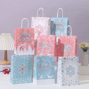ถุงของขวัญกระดาษคริสต์มาสแบบกำหนดเอง ดีไซน์หรูหราสำหรับช้อปปิ้ง พร้อมลายเกล็ดหิมะฤดูหนาว ปรับแต่งได้และดูสง่างาม - Product Image 1