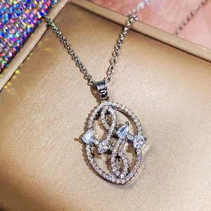 Collane con Ciondolo in Cristallo e Strass, Argento 925 Placcato Rodio, Catena a Serpente, Gioielli di Lusso da Donna per Feste, Oro Bianco - Product Image 1