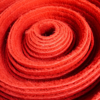 Direktverkauf ab Werk: Einweg-Atmungsaktiver Hochzeits-Roter Teppich aus Vliesstoff im Nadelfilzverfahren, Rollenverpackung