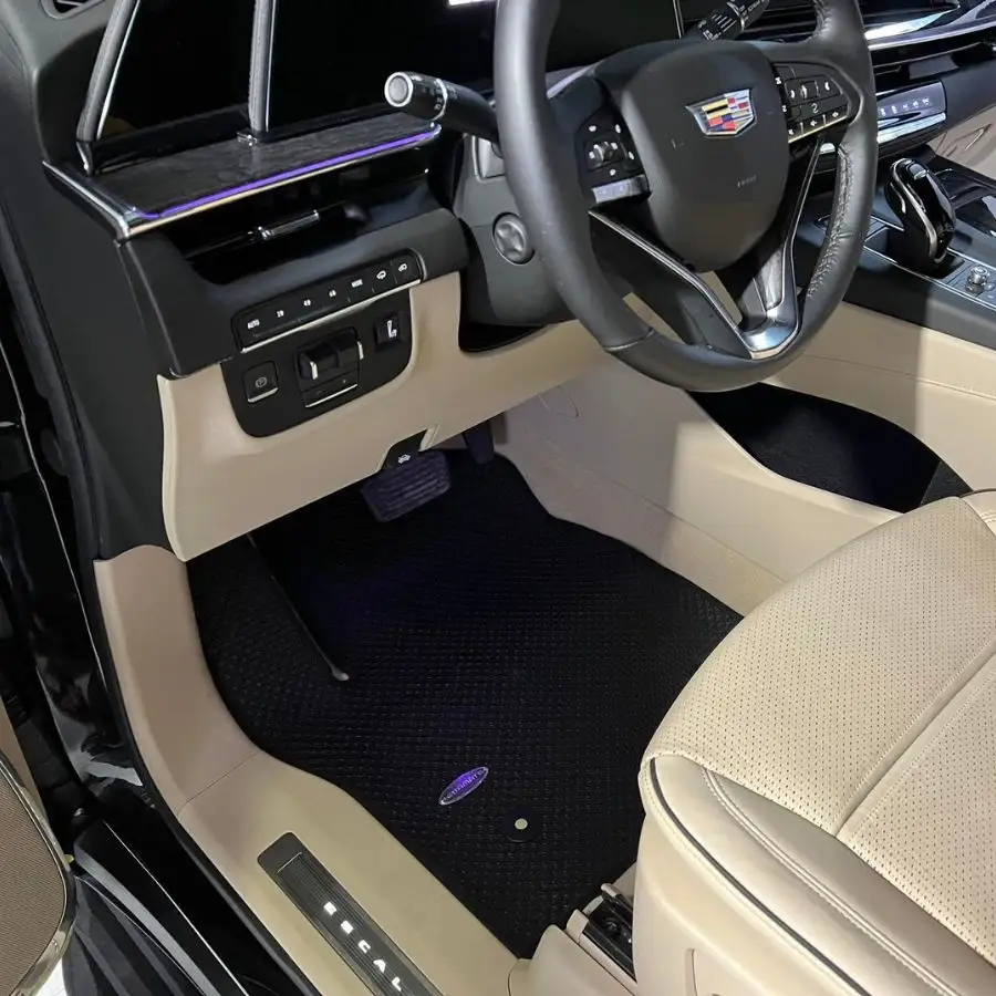 Tapis de voiture personnalisés en PVC anti-dérapant de luxe Ensemble de tapis de sol imperméables Style de conception sportive universel pour Cadillac Escalade