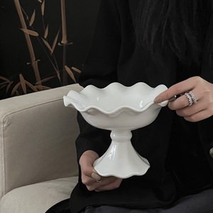 Wholesale New French Wave Skirt High Foot Bowl High-Appearance Level Ceramic Candy Tray Artistic Living Room <b>Dinnerware</b> <b>Sets</b> - Product Image 4
