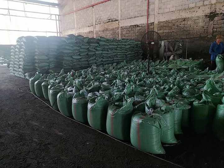 Organic Fruit Tree Booster Eco Organic Broiler Ross No Chemical Additives Chicken Manure Fertilizer Eco Friendly Agriculture Use