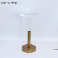 Nouvelle table d'appoint ronde au design moderne, table de chevet en acrylique transparent avec base en laiton doré, table basse en acrylique