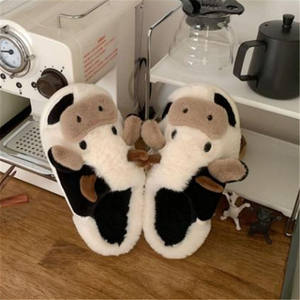 شبشب بقرة ظريف مطبوع عليه حيوانات لطيف خنزير قرش بقر شرائح فرو بقرة وجه شبشب قطيفة - Product Image 5