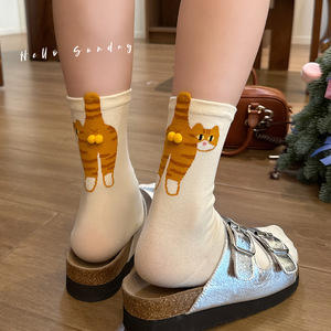 Calzini Lunghi da Donna in Cotone Traspirante con Design 3D Gatto, Simpatici Cartoni Animati, Pom-Pom e Logo Termico sul Corpo del Calzino - Product Image 1