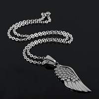 Accessoires tendance européens et américains pour hommes, collier en acier inoxydable avec pendentif ailes d'ange, style rock.