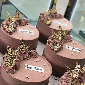 ของตกแต่งเค้กผีเสื้อลายเสือดาวสีทองอร่าม พร้อมน้ำผึ้งและน้ำหวาน สำหรับตกแต่งงานวันเกิด - Product Image 2