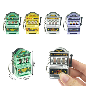 Portachiavi Portafortuna Lucky 7 Jackpot, Macchina della Lotteria, Souvenir Promozionale Economico per Casinò - Product Image 1