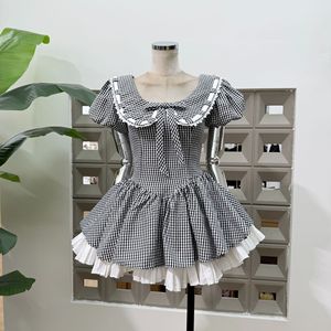 Nuova Collezione Estiva: Abito Corto da Donna con Colletto a Bambola, Fiocco e Maniche a Sbuffo, Stile Giovanile e Dolce - Product Image 1
