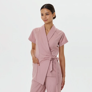 Divise Ospedaliere Personalizzate Bestex, Uniformi Chirurgiche Traspiranti a Maniche Corte e Vestibilità Slim per Medici e Infermieri - Product Image 2