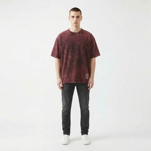 เสื้อยืดแขนสั้นทรงปกติสำหรับผู้ชาย รุ่นซัมเมอร์ 2026 ลุคทำสีซีดแบบ Distressed Wash  ผ้าถัก 100% คอตตอนเนื้อหนา  รับสกรีนโลโก้ของคุณเอง - Product Image 4