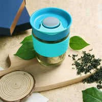 Vente en gros de tasses à café réutilisables en verre borosilicate multi-usages de 360 ml/12 oz, avec infuseur à thé, couvercle et manchon en silicone