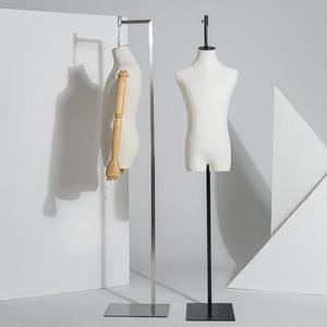 Maniquí de ventana de tienda Maniquí suspendido masculino <span class=keywords><strong>con</strong></span> <span class=keywords><strong>brazos</strong></span> <span class=keywords><strong>articulados</strong></span> - Product Image 2