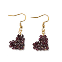 Boucles d'oreilles pendantes bohèmes en pierre naturelle tissées à la main, perles de Suglite Grenat, boucles d'oreilles pendantes en cristal de guérison, boucles d'oreilles statement en forme de cœur