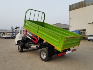 Camión Pequeño ISUZU 6x4 4x4 4X2 para Angola, de 3, 7 y 10 Toneladas, Tipo Volquete, con Motor Diésel Ligero - Product Image 3