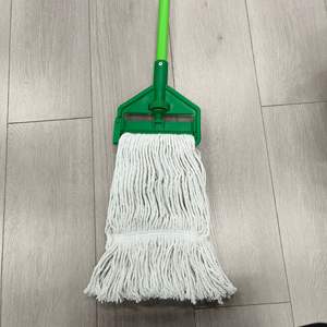 Vadrouille en coton à l'ancienne personnalisée Mandrin amovible en bois Tête de vadrouille en fil de coton Tête de remplacement en cire à eau directe - Product Image 1