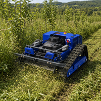 Tondeuse à gazon industrielle autotractée télécommandée sur chenilles, à moteur thermique, avec hauteur de coupe réglable pour terrains accidentés