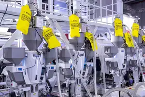 Nieuwe Productielijn Dubbele Kop Aba Plastic Folie Blaasmachine Geblazen Film Extruder