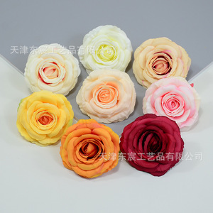 ดอกกุหลาบประดิษฐ์หลายชั้นจาก Dongchen Crafts สำหรับตกแต่งงานแต่งงาน ของตกแต่งบ้าน และอุปกรณ์ประกอบฉาก - Product Image 4