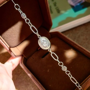 Bracelet en argent de style français vintage, motif marguerite, luxueux et raffiné, inspiré des accents de zircon hexagramme brossé haut de gamme - Product Image 3