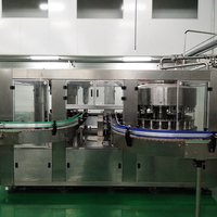 Ligne de remplissage automatique de boissons gazeuses, d'eau gazeuse, de jus de fruits / Machine de mise en conserve / Machine de remplissage de canettes
