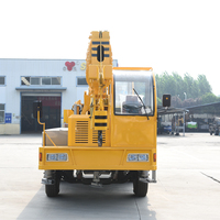 Camion-grue hydraulique autoportant de 16 tonnes avec moteur et boîte de vitesses Weichai, hauteur de levage de 40 m, télécommande