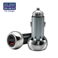 Adaptateur de chargeur de voiture portable en alliage de zinc USB-A PD à charge rapide PD 3.0 52,5 W pour ordinateur portable et appareil photo avec ports Type-C et USB