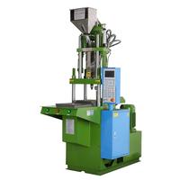 Machine d'injection verticale de plastique haute performance pour la fabrication d'appâts artificiels en PVC souple pour la pêche