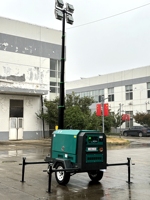 Tour d'éclairage mobile certifiée CE ISO EPA avec générateur diesel silencieux 7kw 10kw 15kw 20kw efficacité groupe électrogène d'éclairage extérieur