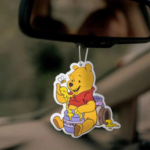 Désodorisant de voiture en papier personnalisé, design anime cartoon, parfum longue durée, vente en gros - Product Image 3