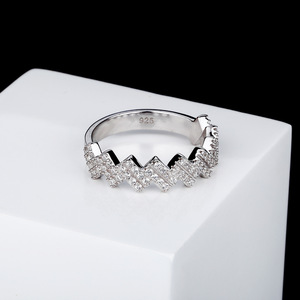 <span class=keywords><strong>Anello</strong></span> Trendy Unisex in Argento 925 con Micro-incastonatura di Zirconio, Stile Hip Hop alla Moda - Product Image 2